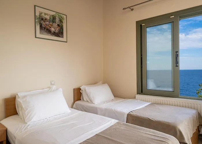 Dinos With Swimming Pool 빌라 Annináta