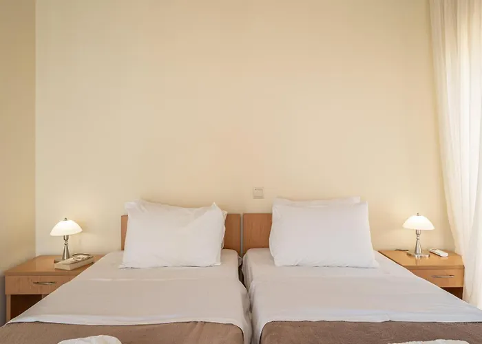 Dinos With Swimming Pool 빌라