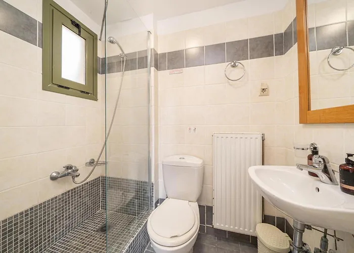 Dinos With Swimming Pool