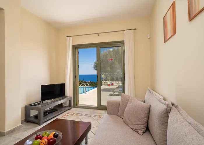 빌라 Dinos With Swimming Pool