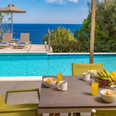 Villa Dinos With Swimming Pool
